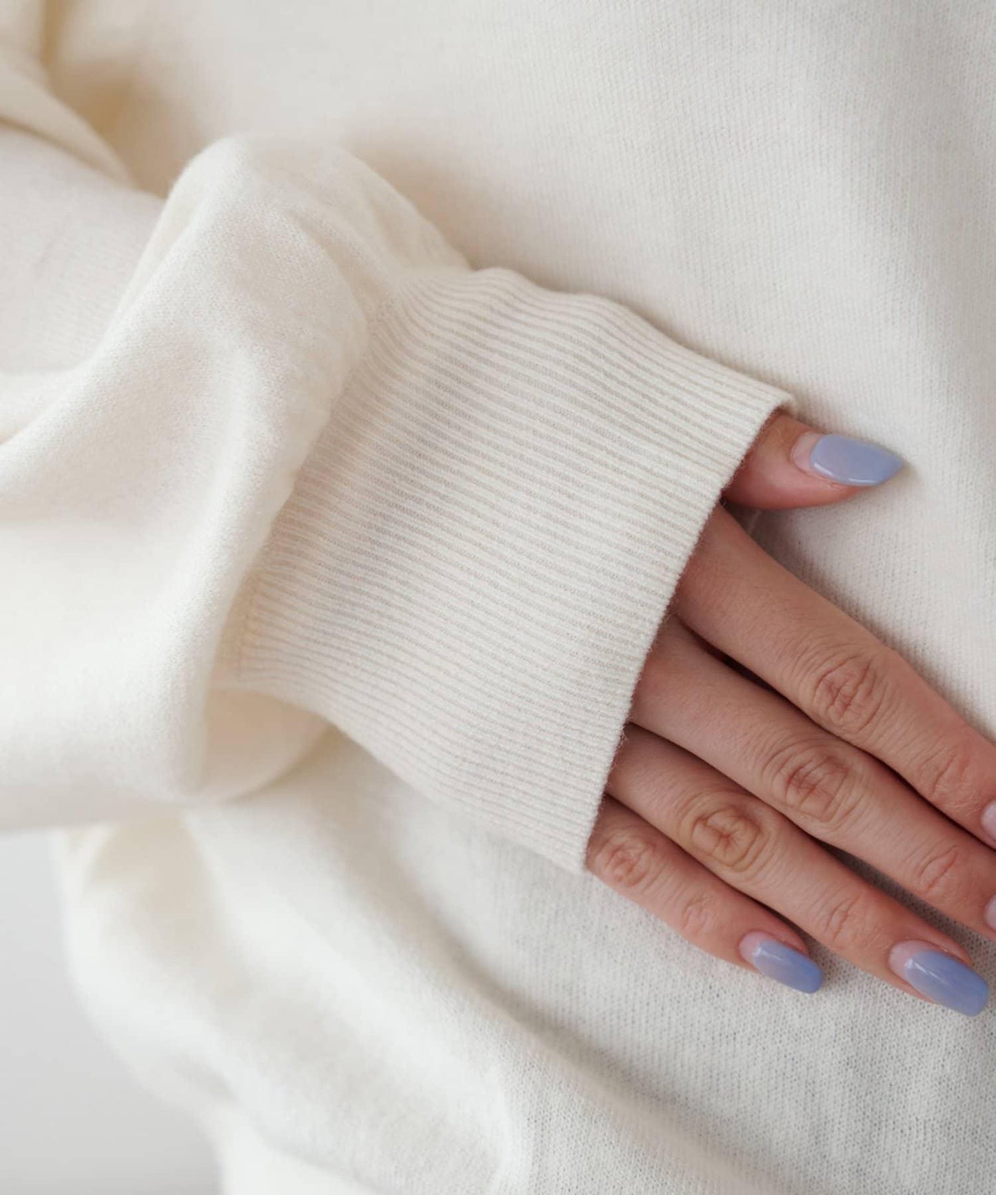 【Discoat】超細羊毛單肩套頭衫