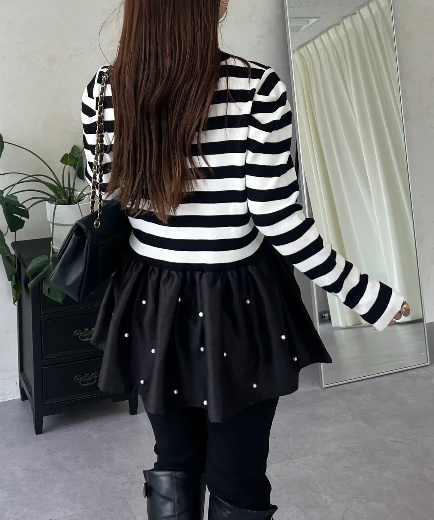 泡泡袖下襬珍珠拼接針織衫