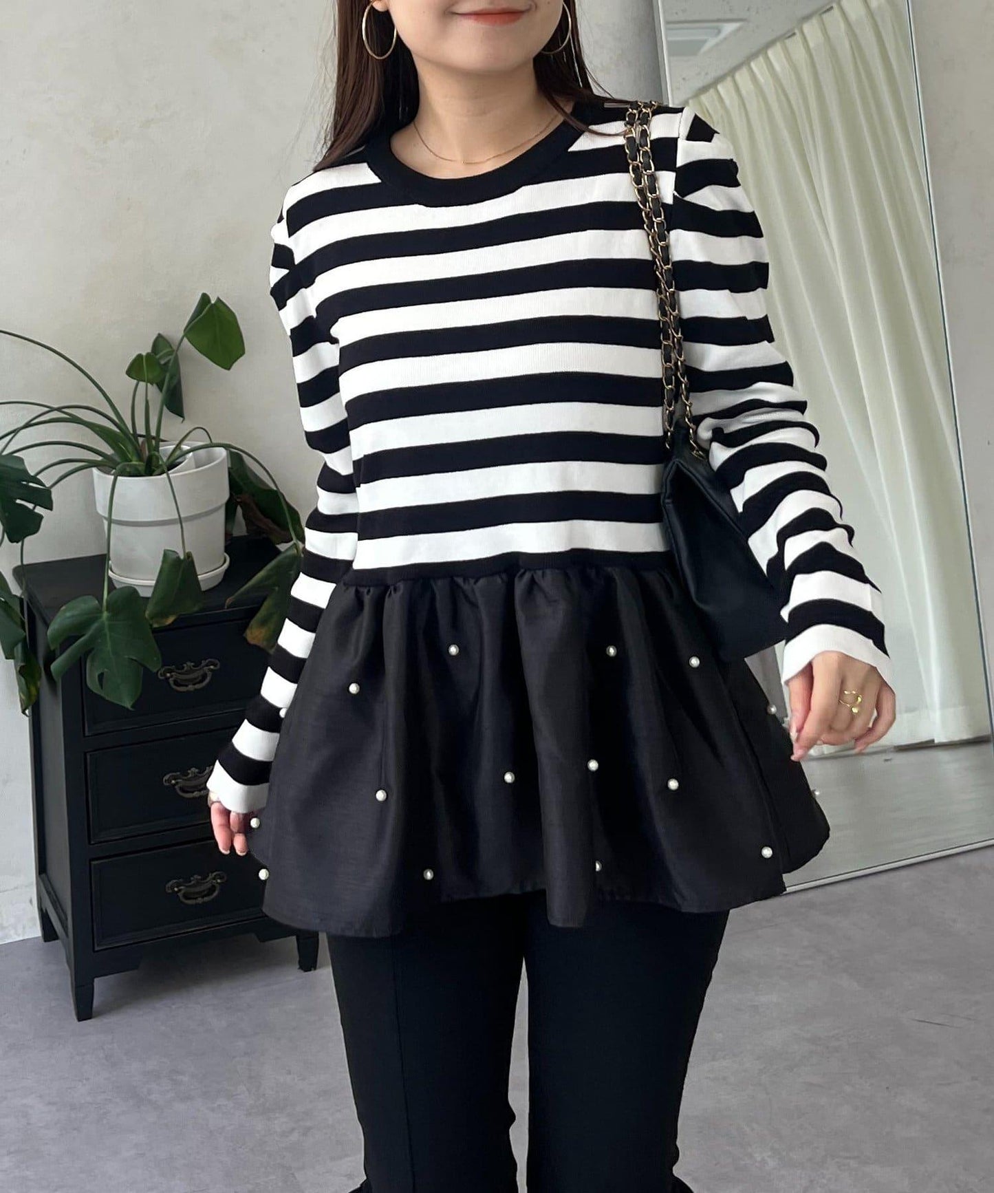 泡泡袖下襬珍珠拼接針織衫