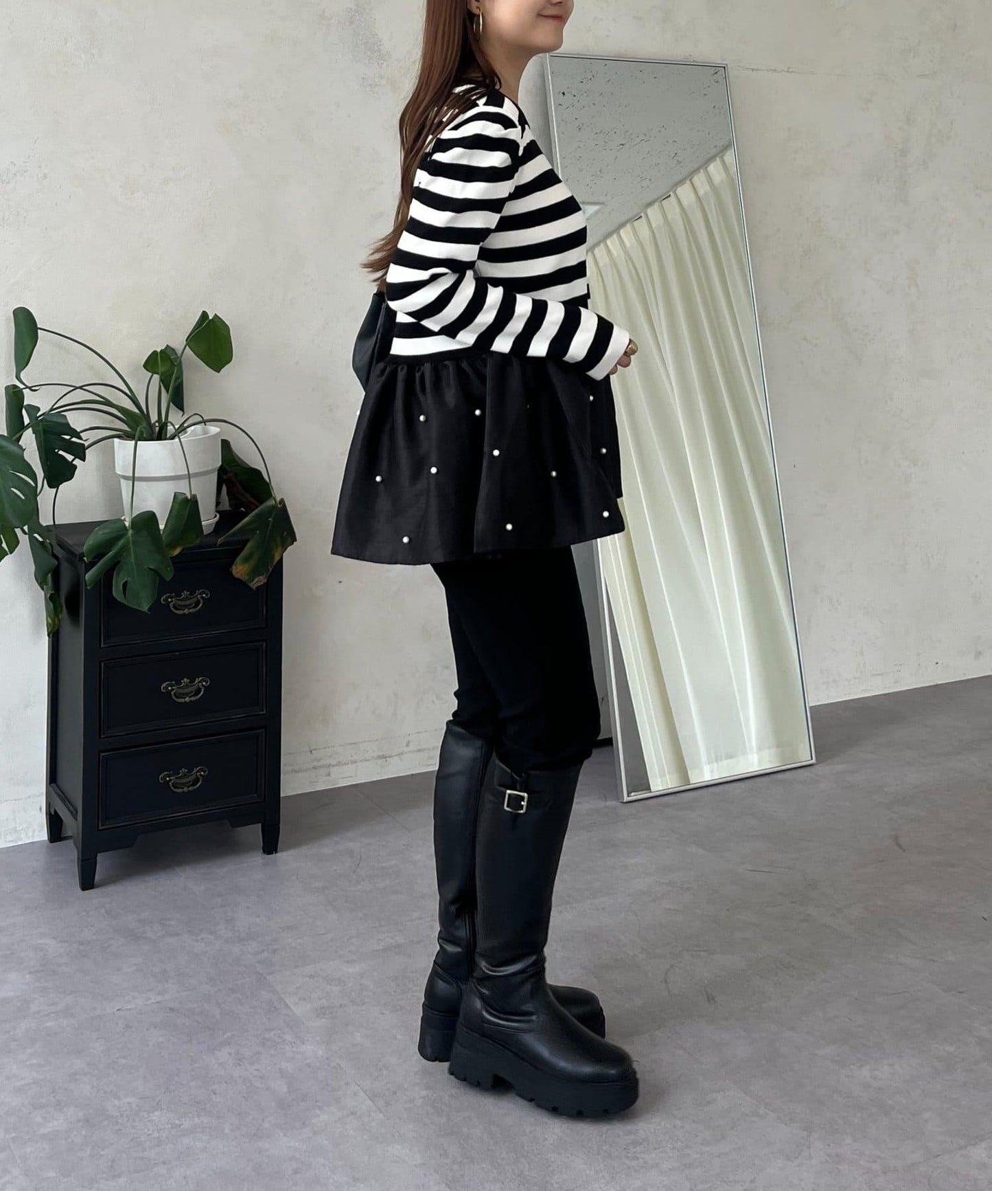 泡泡袖下襬珍珠拼接針織衫