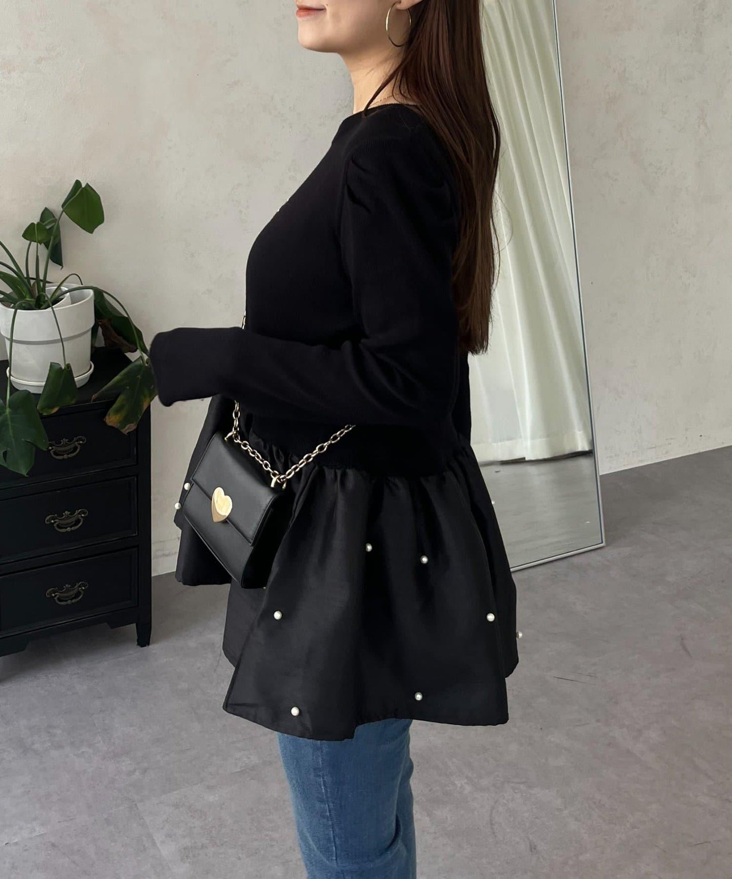 泡泡袖下襬珍珠拼接針織衫