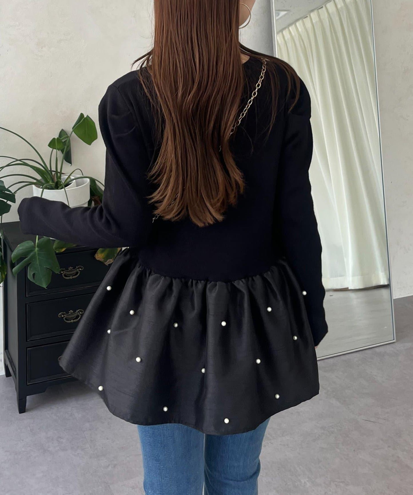 泡泡袖下襬珍珠拼接針織衫