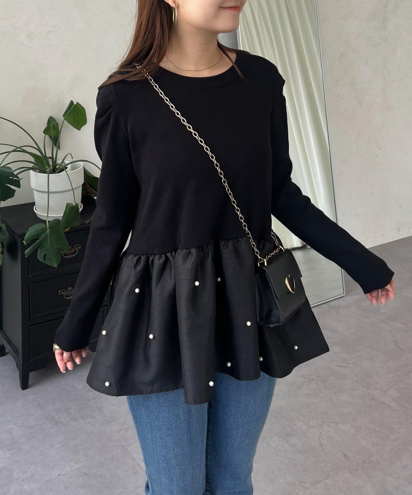 泡泡袖下襬珍珠拼接針織衫