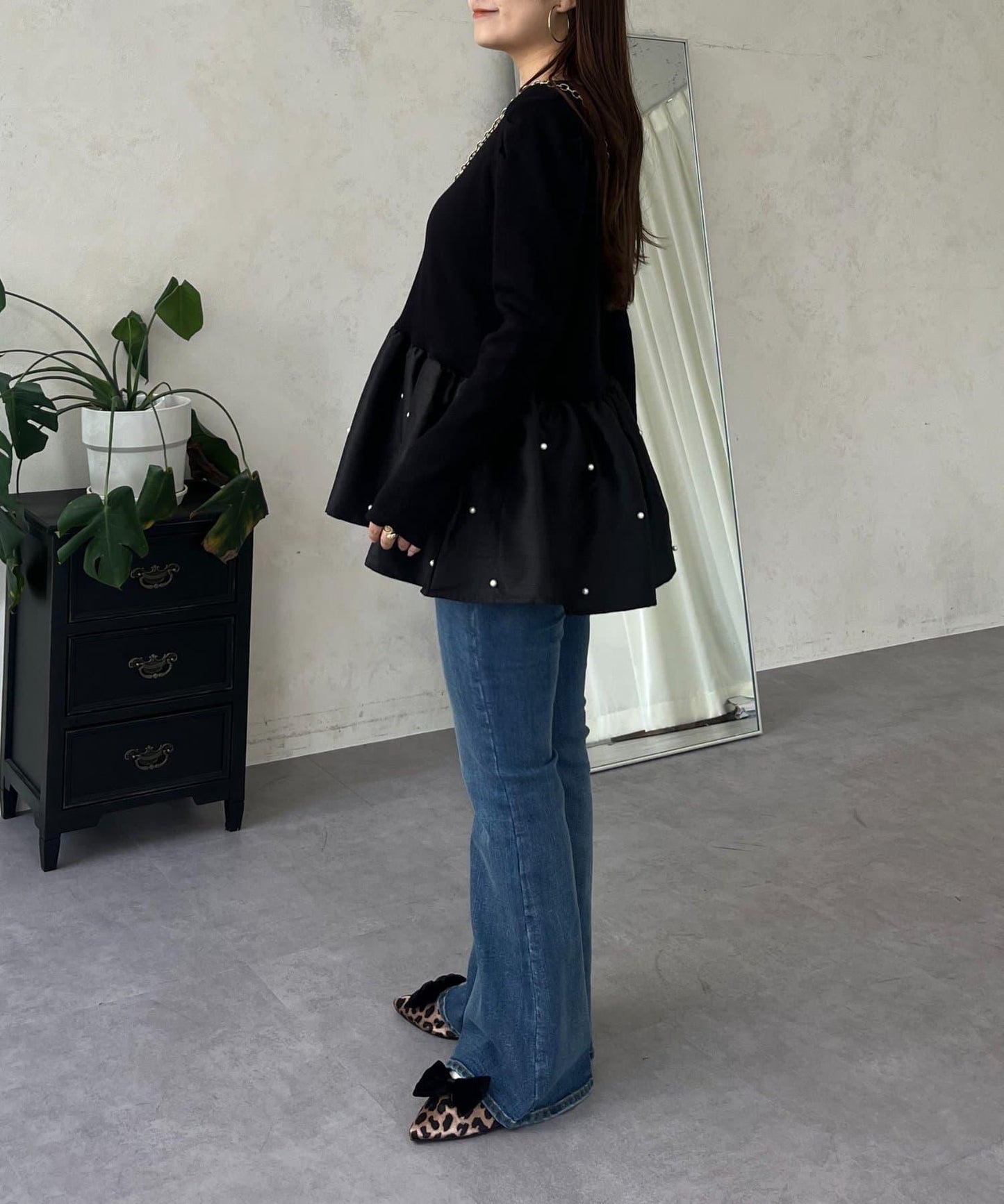 泡泡袖下襬珍珠拼接針織衫