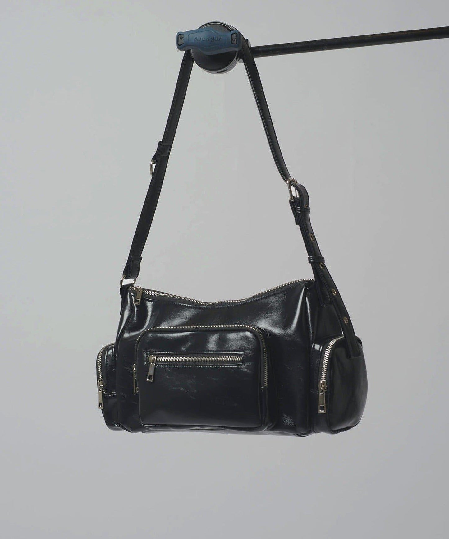 【Lui's】【Neucon】多口袋皮革單肩包