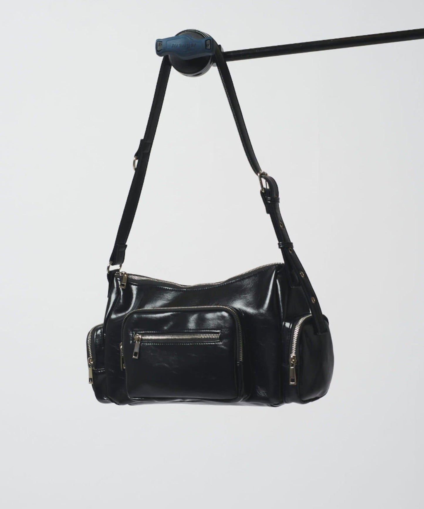 【Lui's】【Neucon】多口袋皮革單肩包