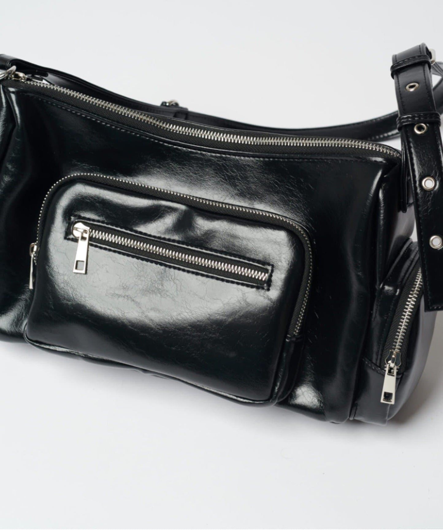 【Lui's】【Neucon】多口袋皮革單肩包