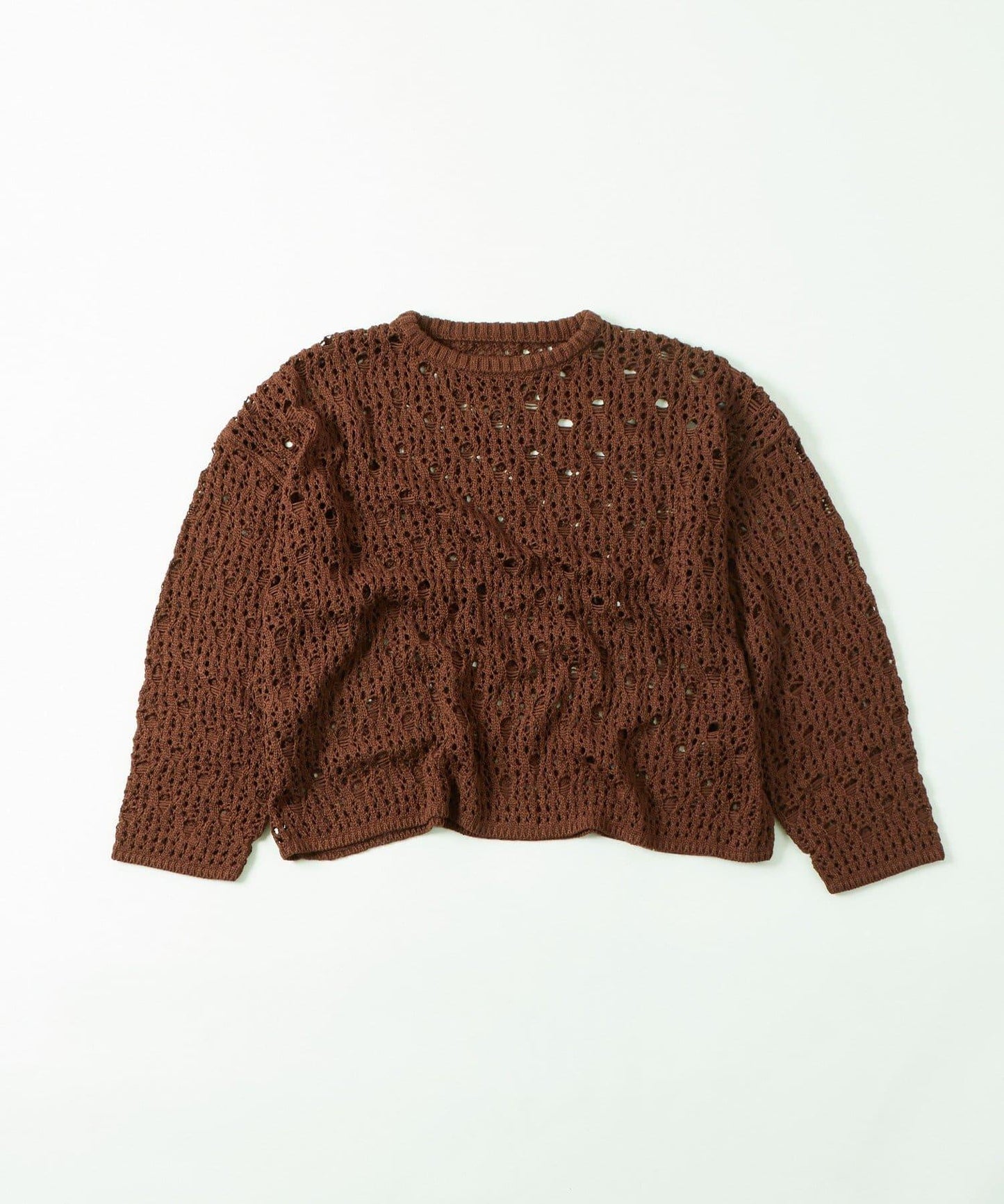 【WHO'S WHO gallery】鏤空編織一字肩寬鬆針織衫