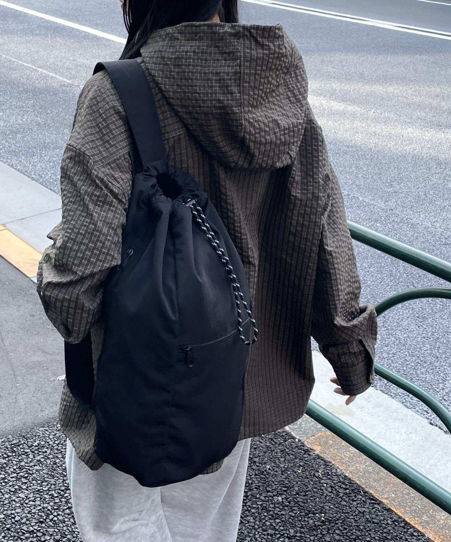 【AW】防潑水軟質尼龍單肩包