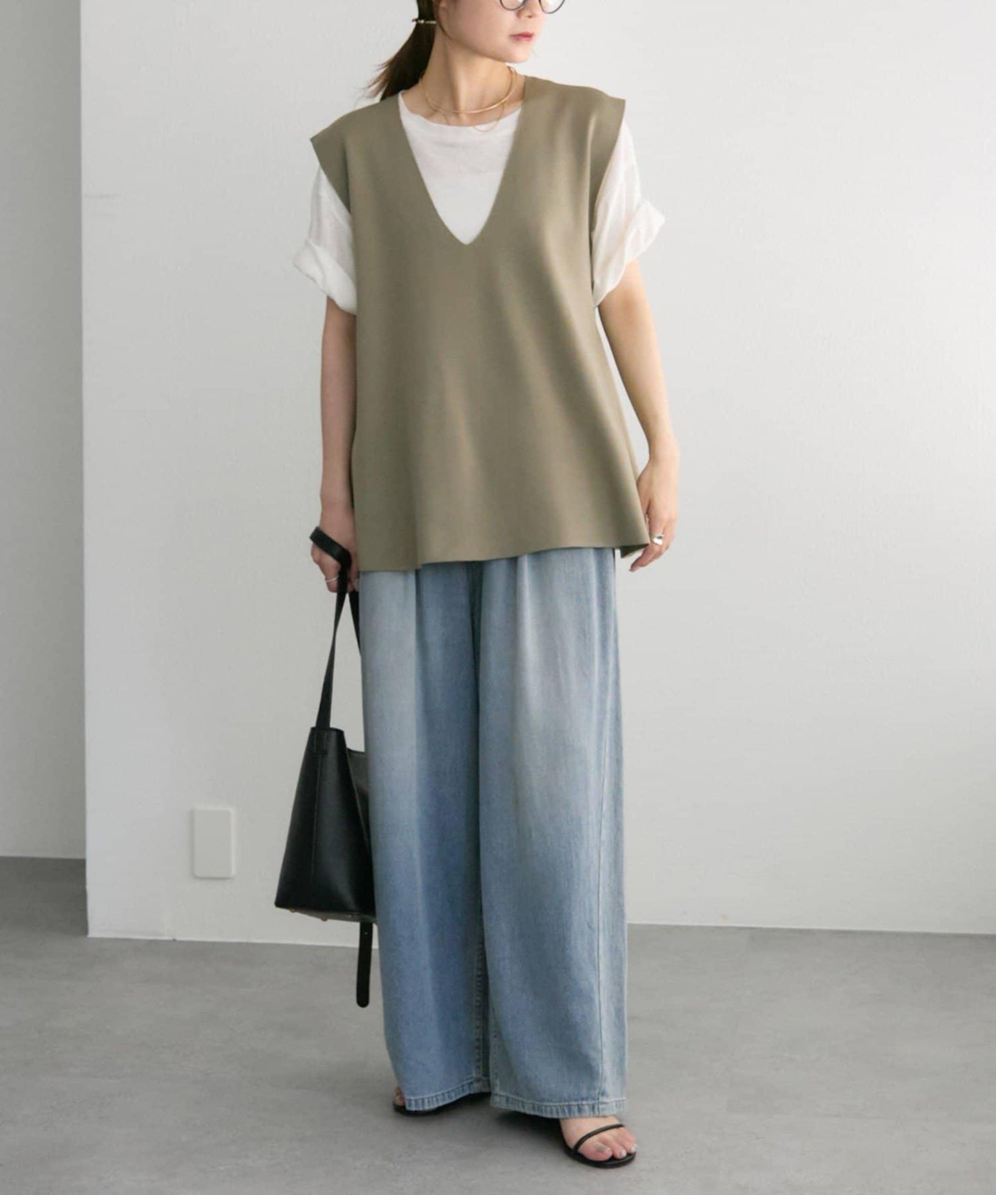 彈力V領針織背心