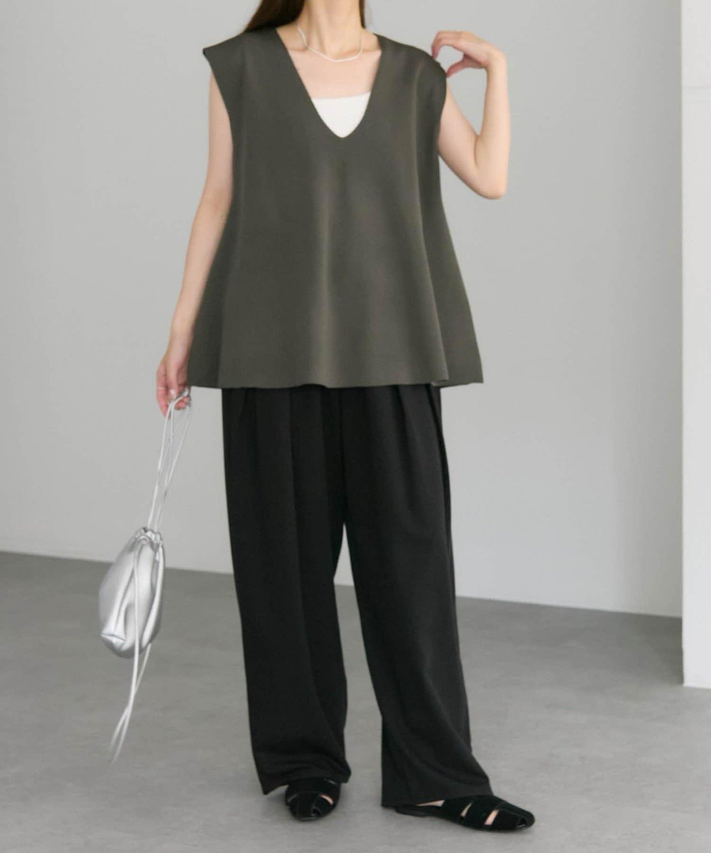 彈力V領針織背心