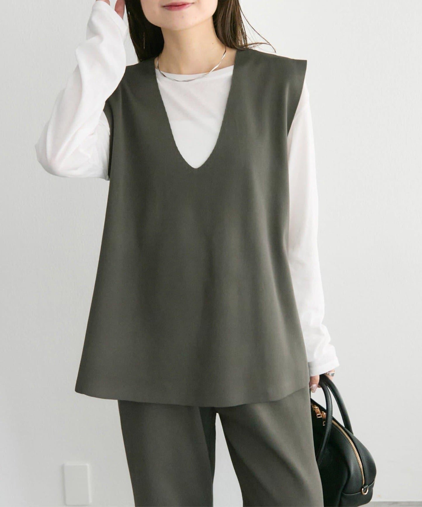 彈力V領針織背心