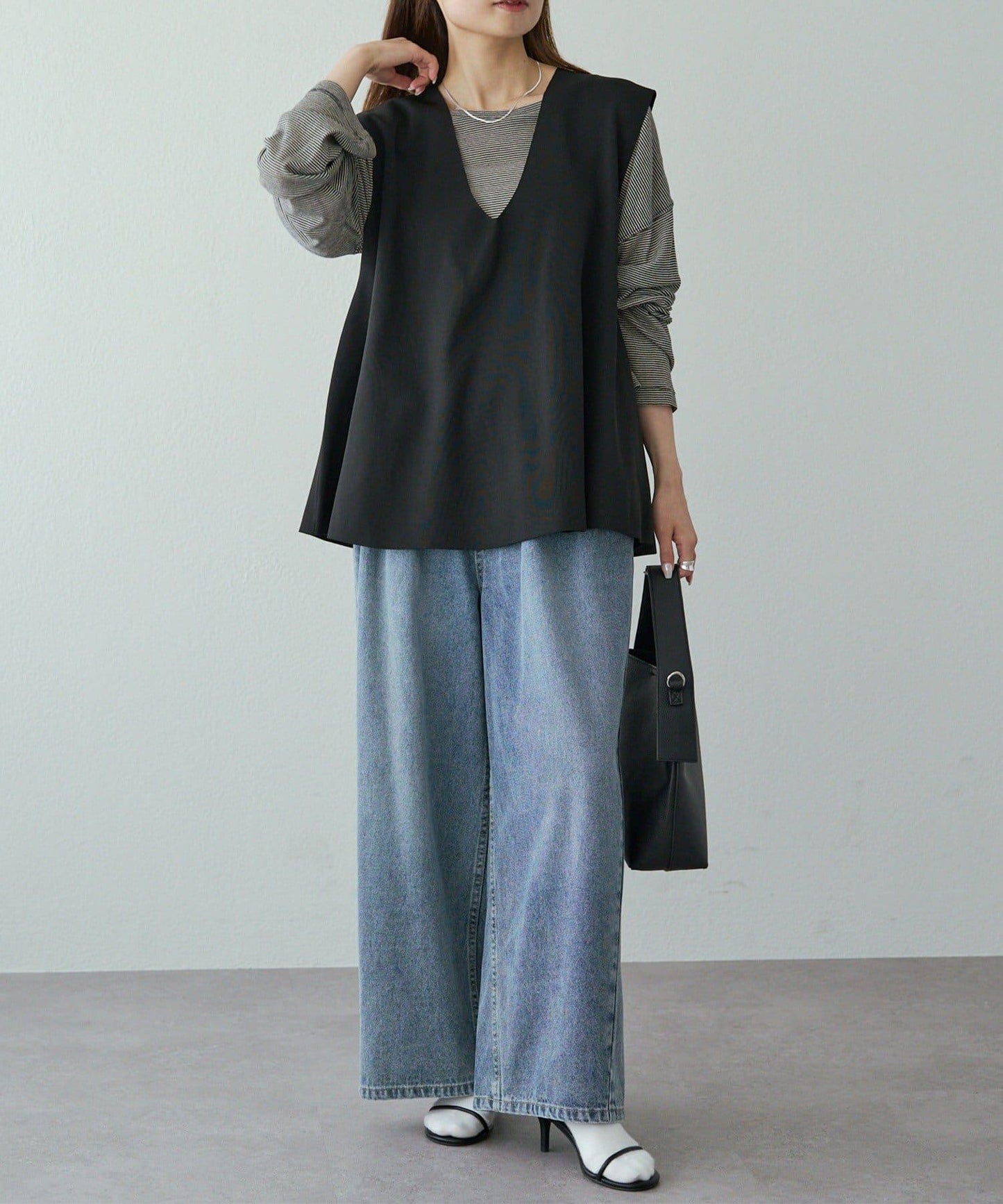 彈力V領針織背心