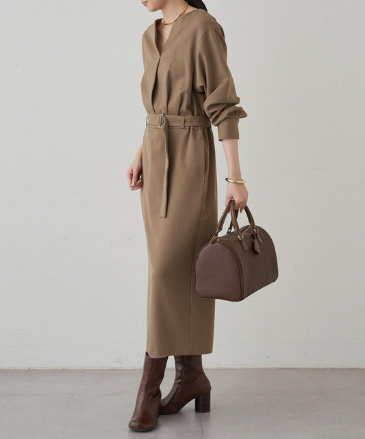 褶皺V字腰帶連衣裙