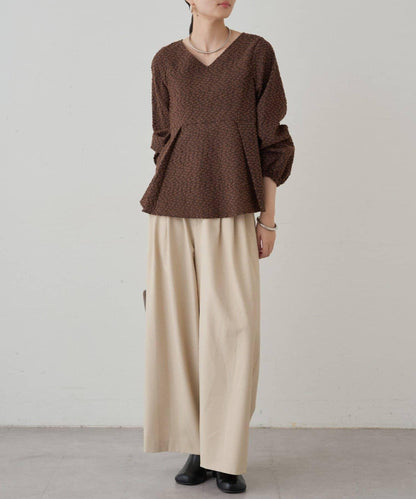 【Loungedress】提花荷葉邊下襬上衣