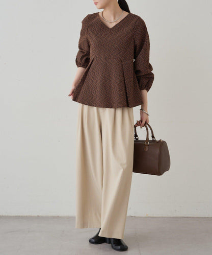 【Loungedress】提花荷葉邊下襬上衣