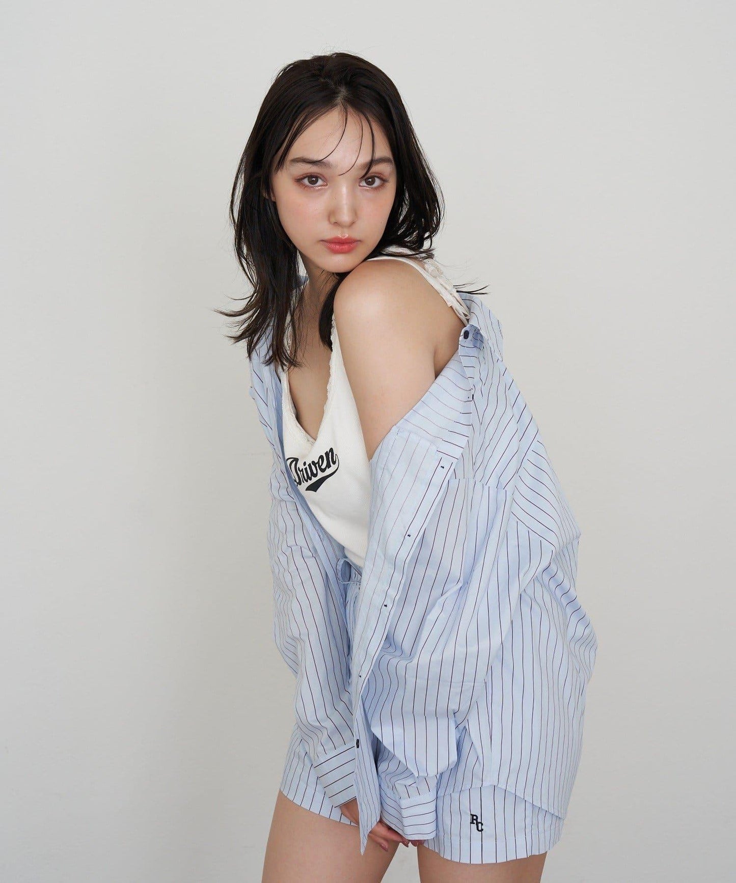 蕾絲Logo帶胸墊疊穿吊帶背心