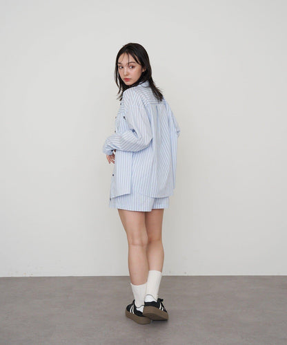 【RAY CASSIN】胸部刺繡寬鬆襯衫