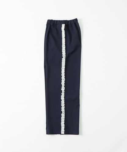 【WHO'S WHO gallery】側邊蕾絲拼接長褲