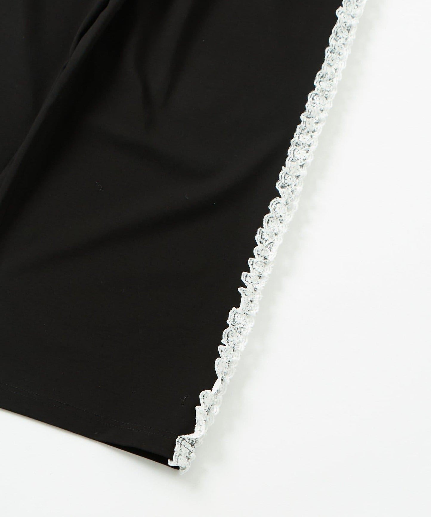 【WHO'S WHO gallery】側邊蕾絲拼接長褲