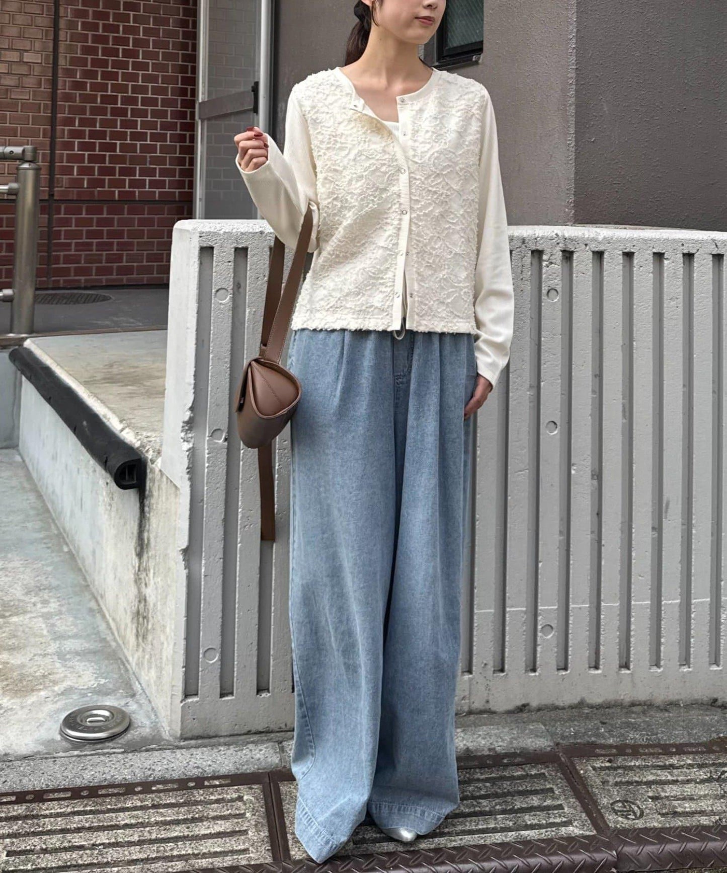 蕾絲拼接羅紋按扣開衫