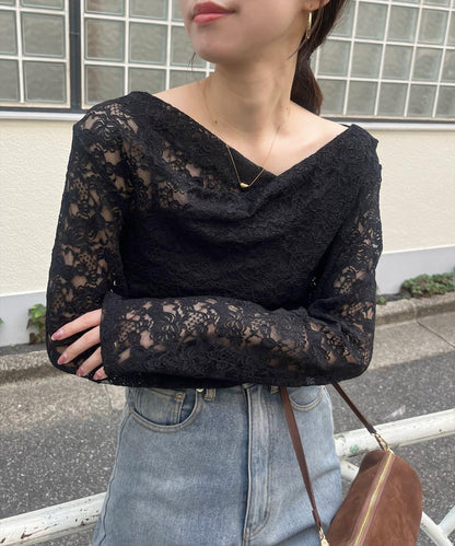 褶皺蕾絲套頭衫