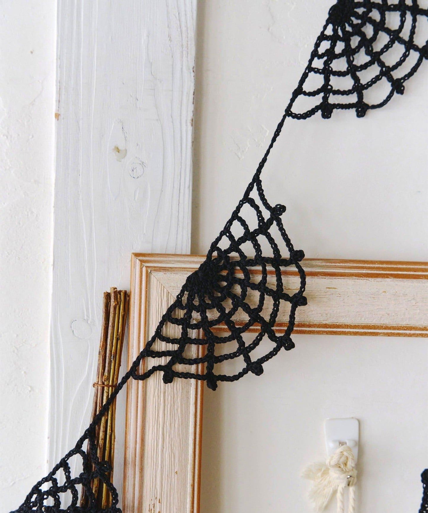 クロッシェ蜘蛛の巣ガーランド/Crochet Halloween