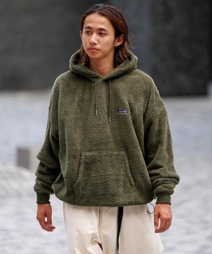 寬鬆版型長絨抓絨套頭連帽衛衣