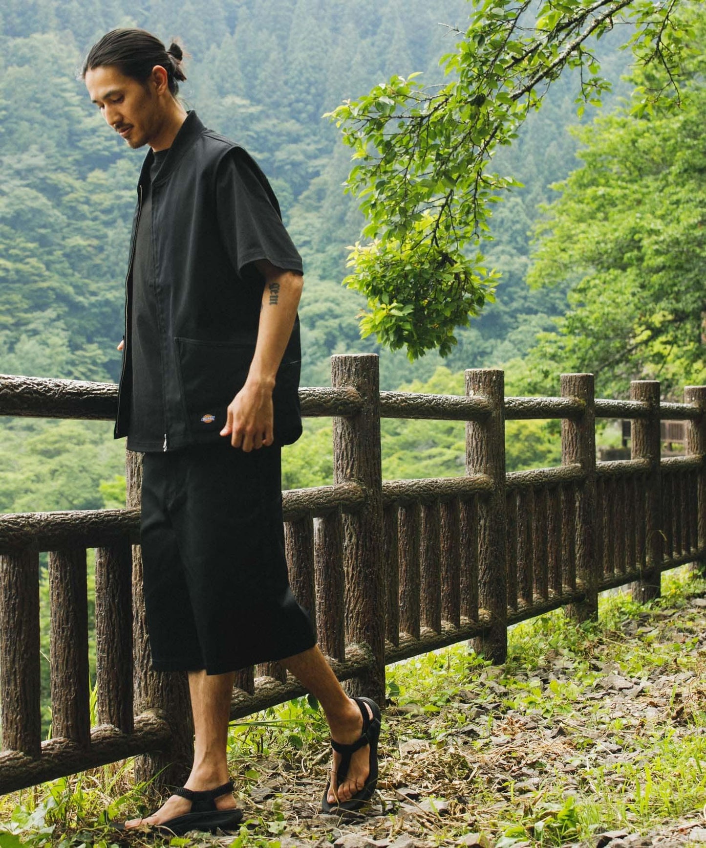 『聯名』Dickies×EKAL 寬鬆長款短褲