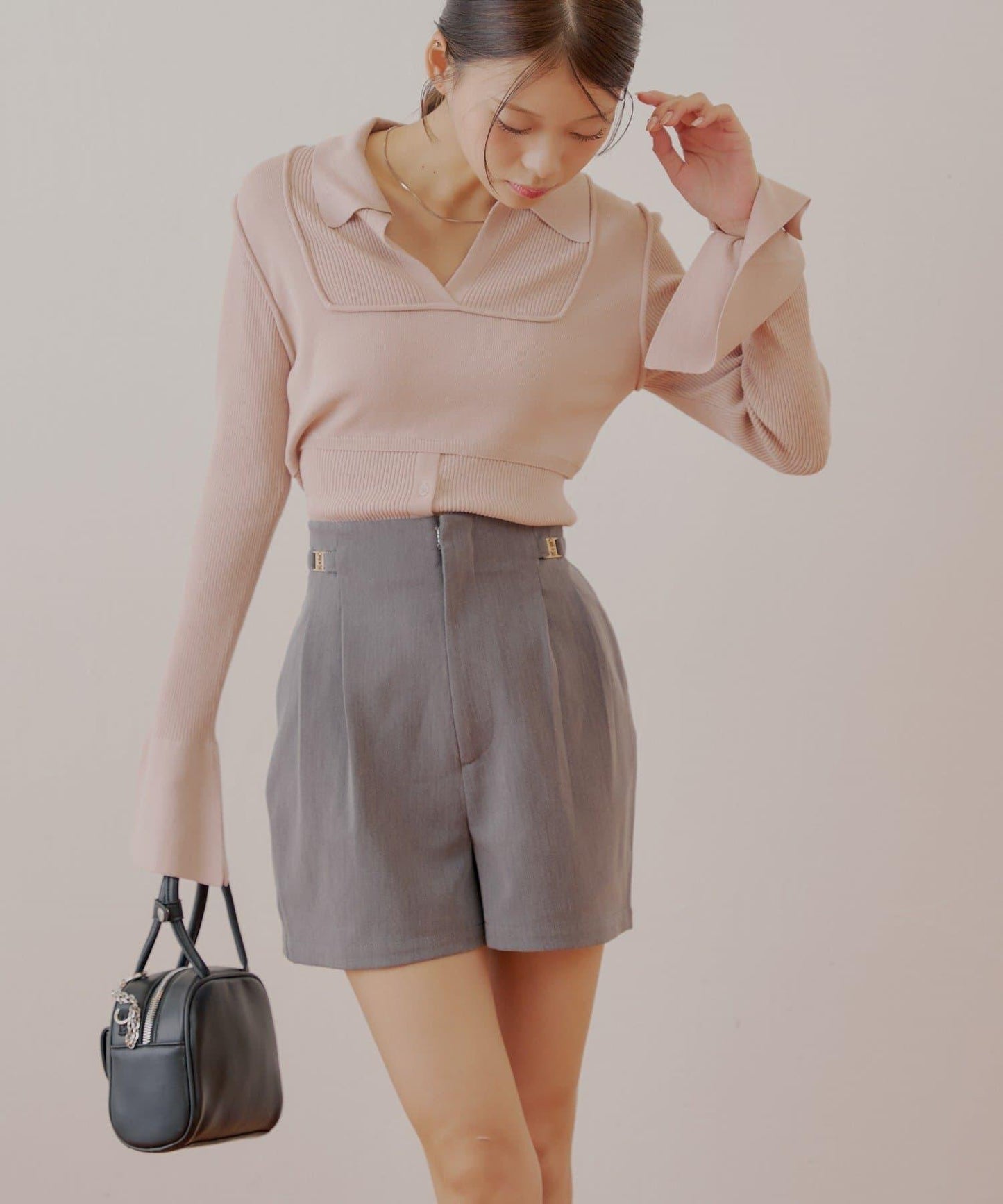 【Chico】帶吊飾褶皺短褲