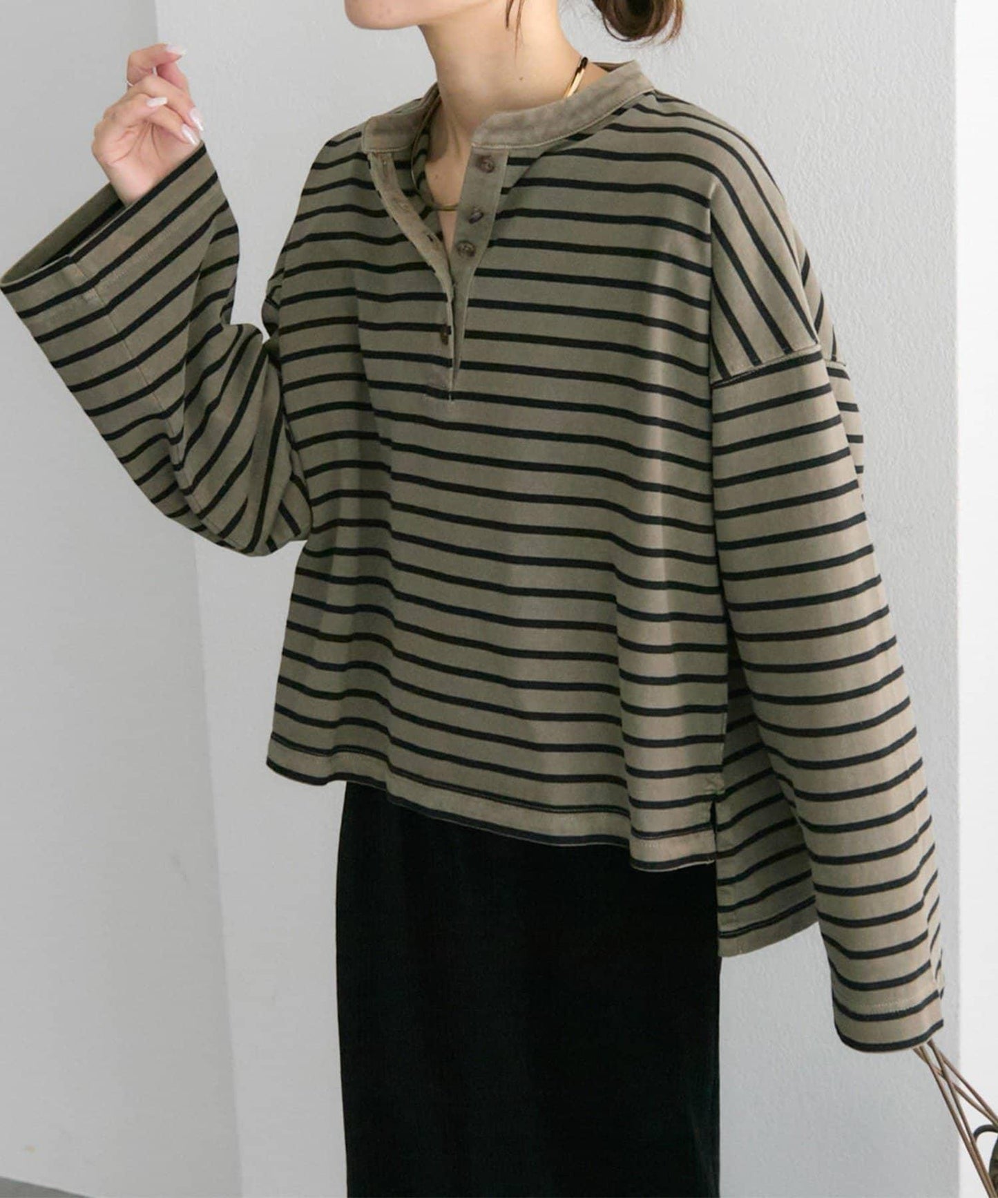 水洗條紋亨利領長袖T恤