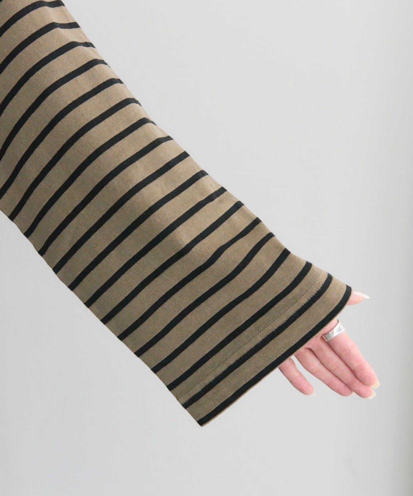 水洗條紋亨利領長袖T恤