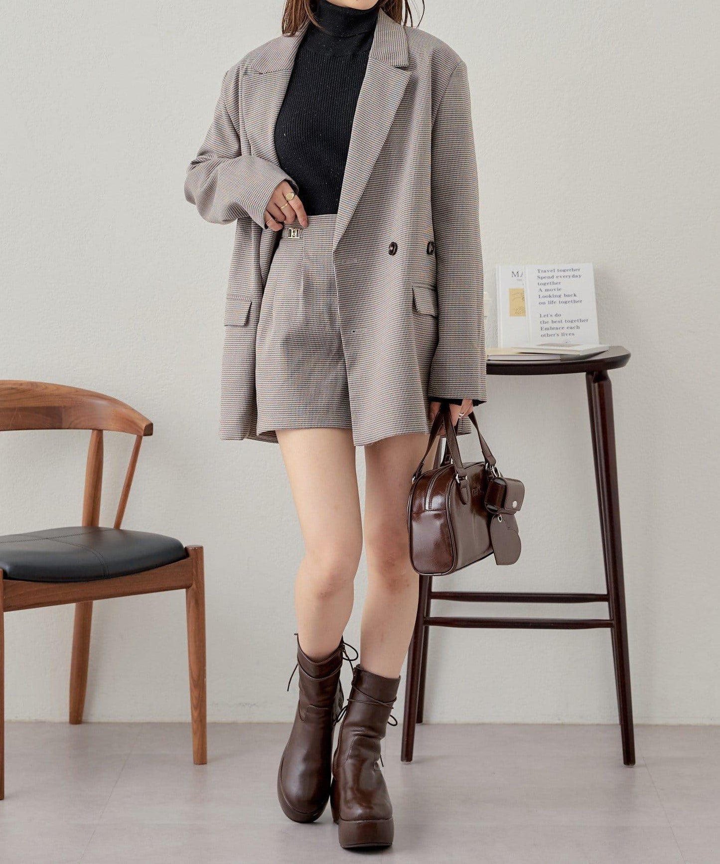 【Chico】帶吊飾褶皺短褲