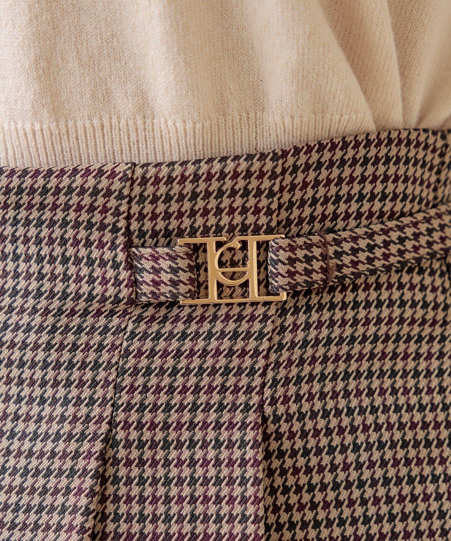 【Chico】帶吊飾褶皺短褲