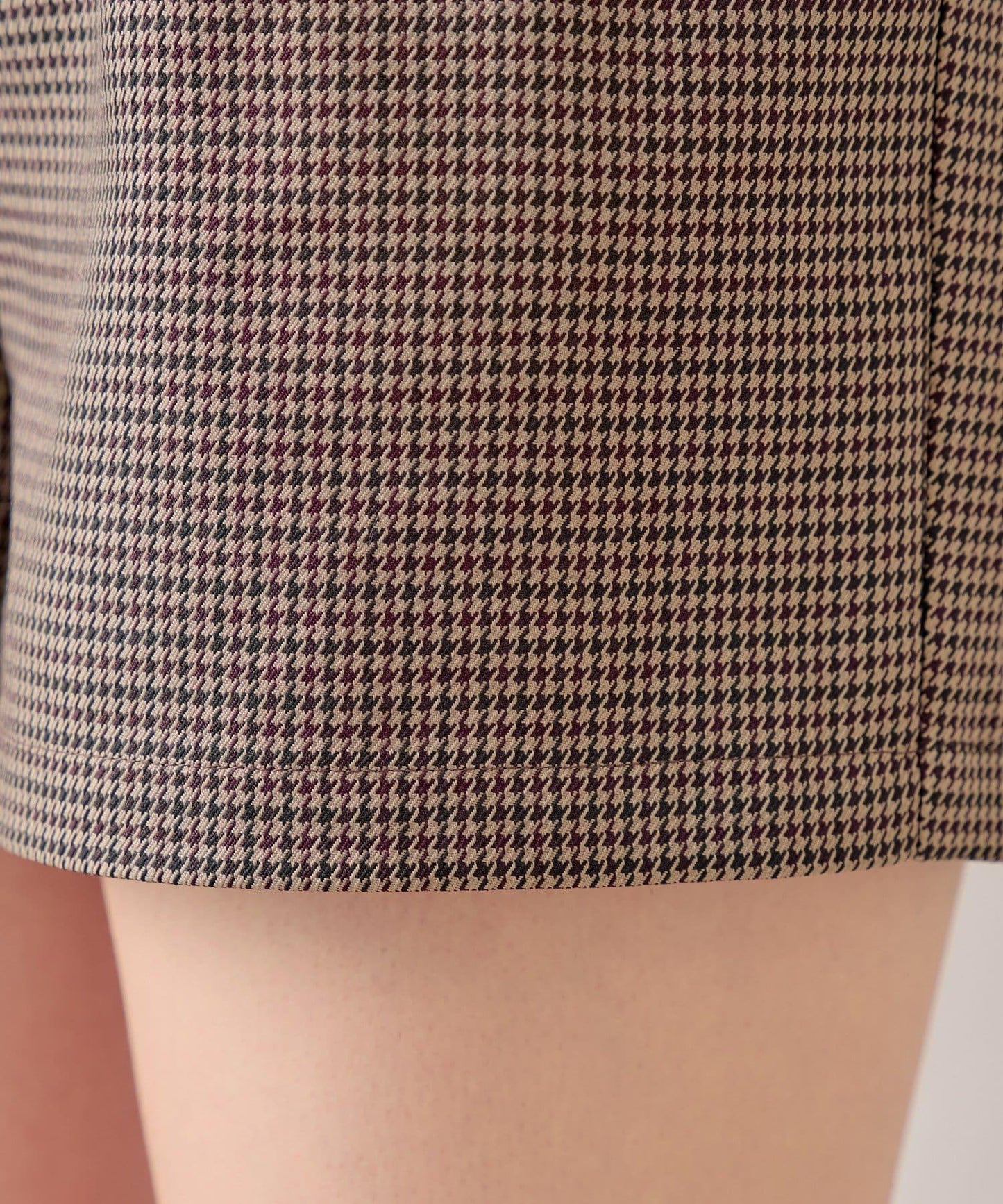 【Chico】帶吊飾褶皺短褲