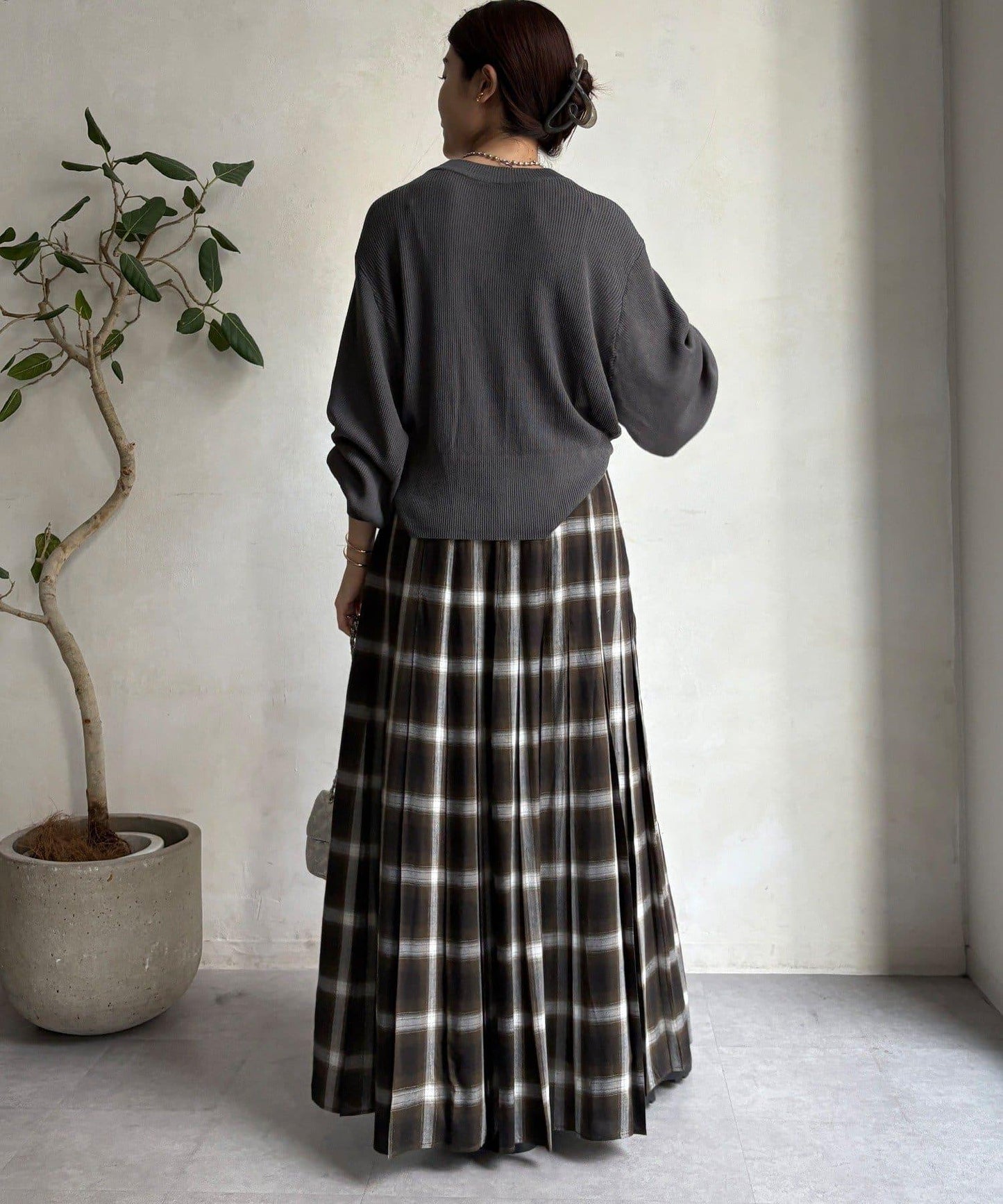 前後兩穿拉鍊針織衫