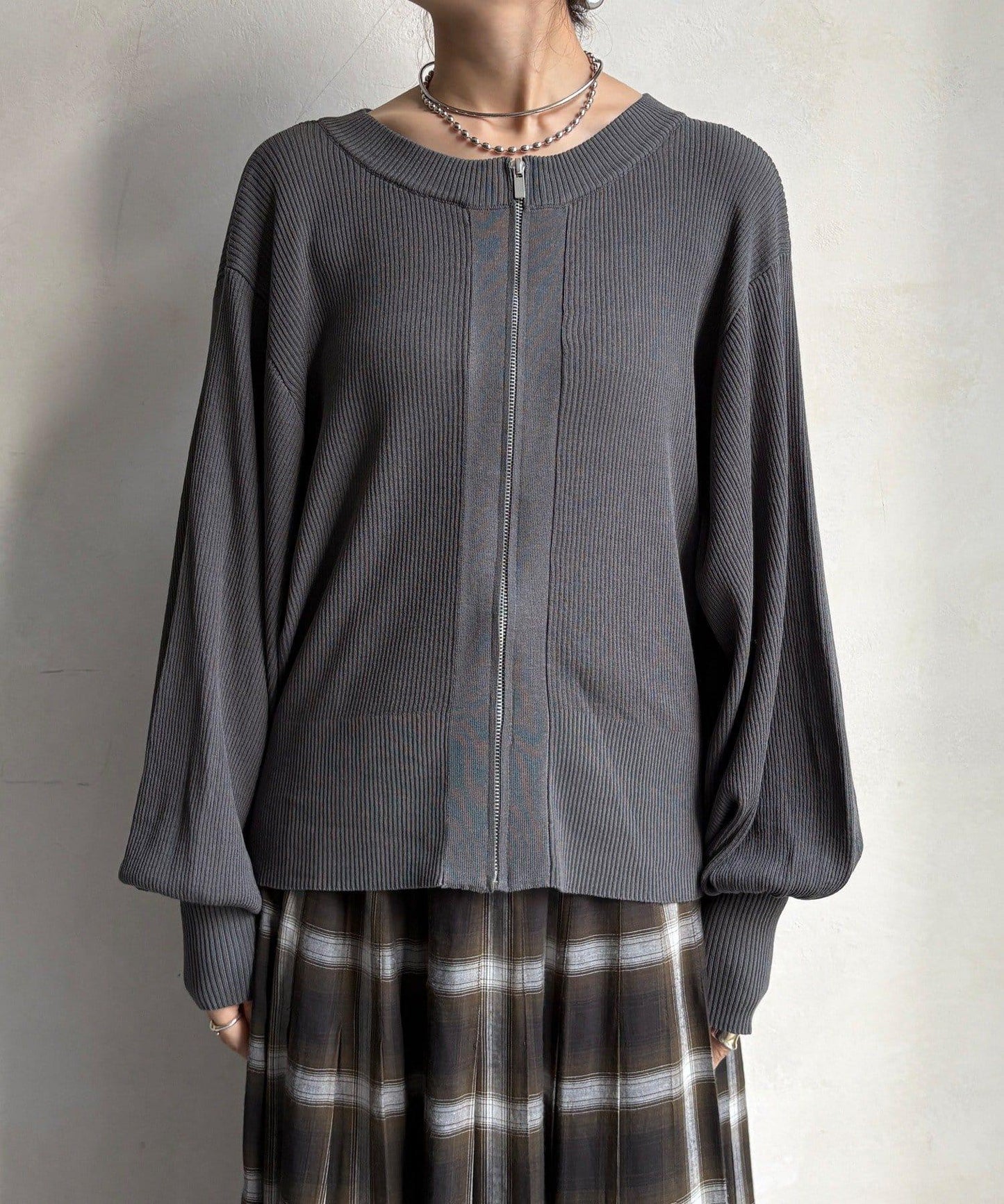 前後兩穿拉鍊針織衫