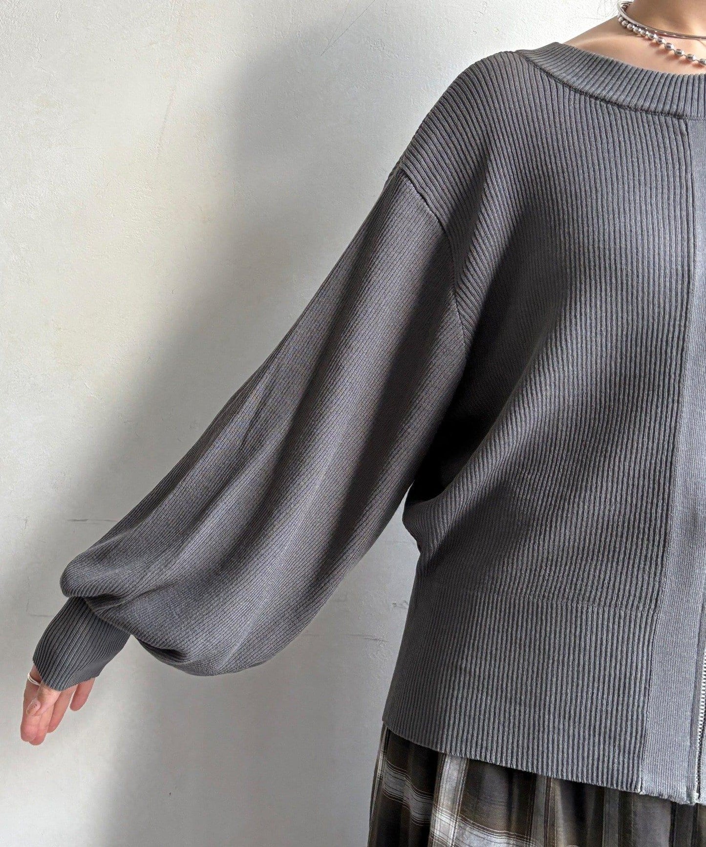 前後兩穿拉鍊針織衫