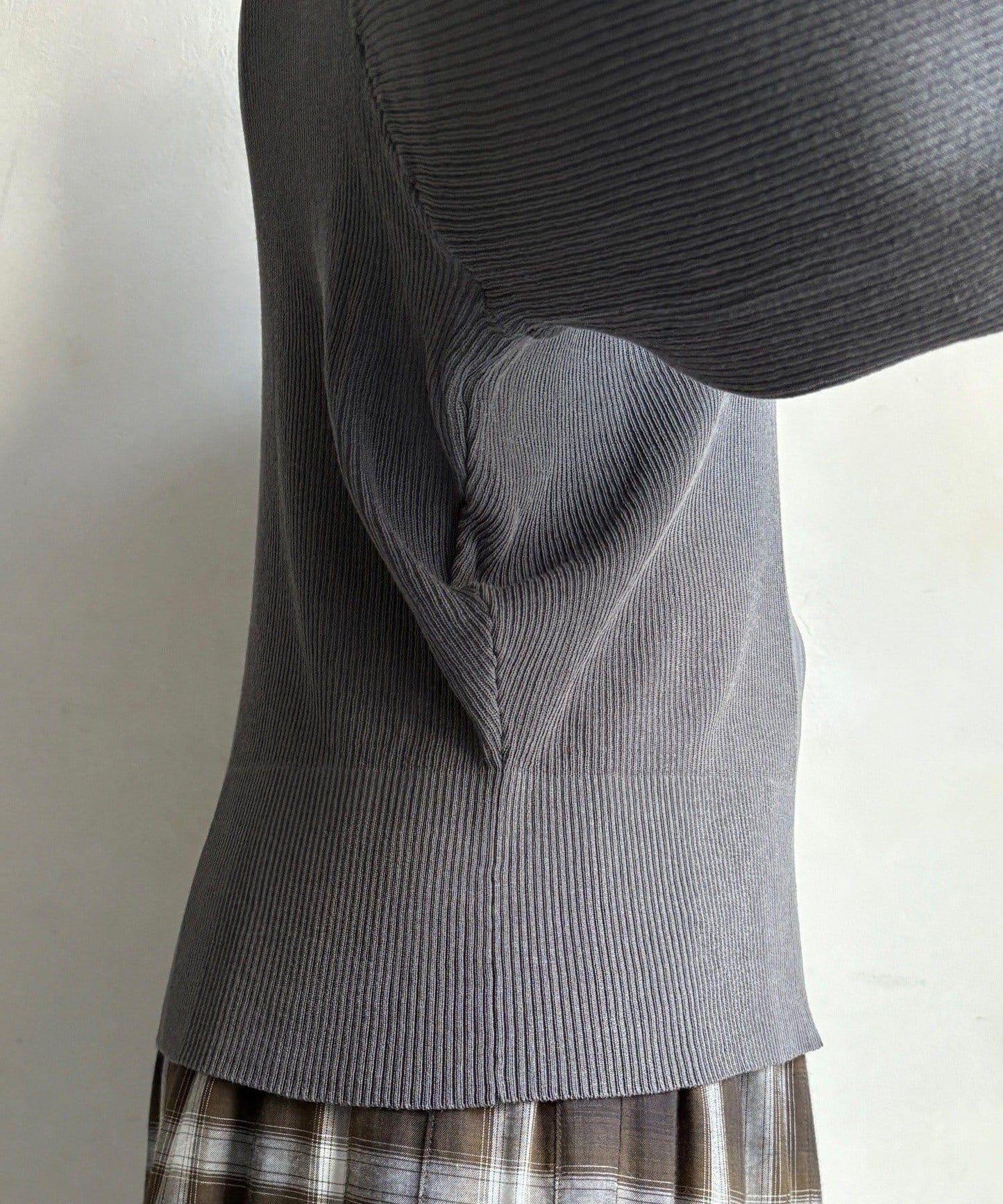 前後兩穿拉鍊針織衫