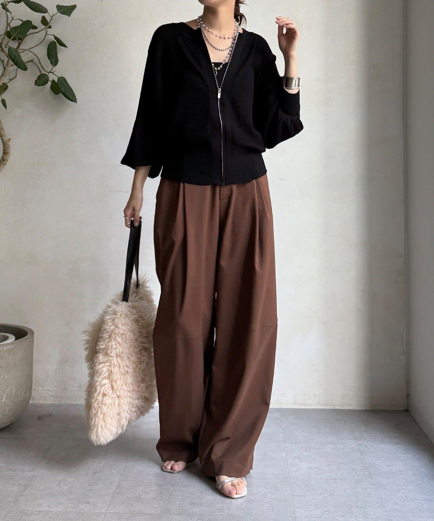 前後兩穿拉鍊針織衫