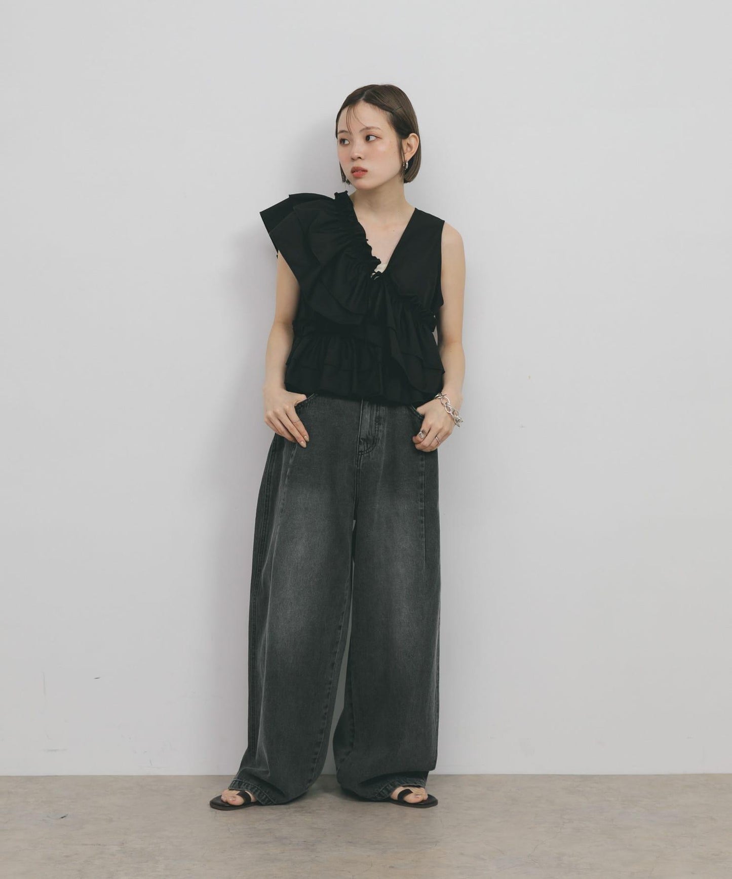 2尺碼可選抽繩牛仔褲