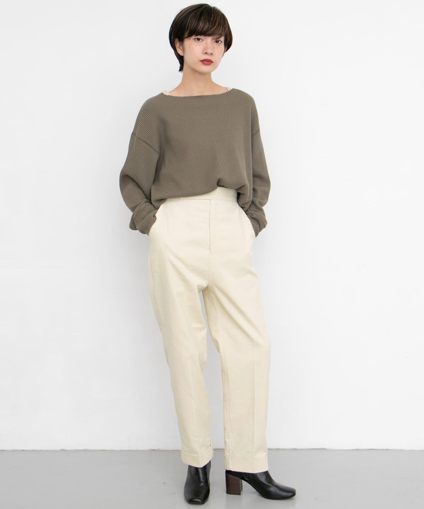 燈芯絨翻邊長褲∴