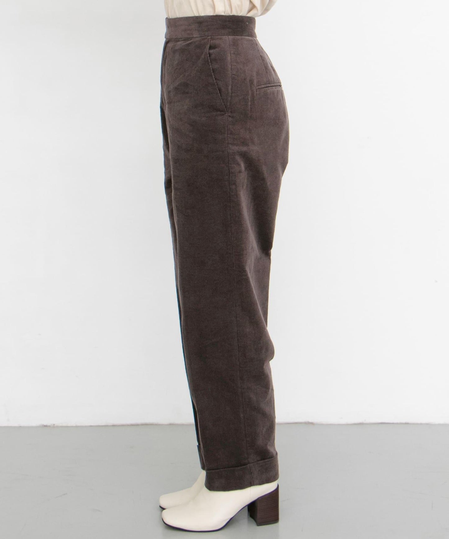 燈芯絨翻邊長褲∴