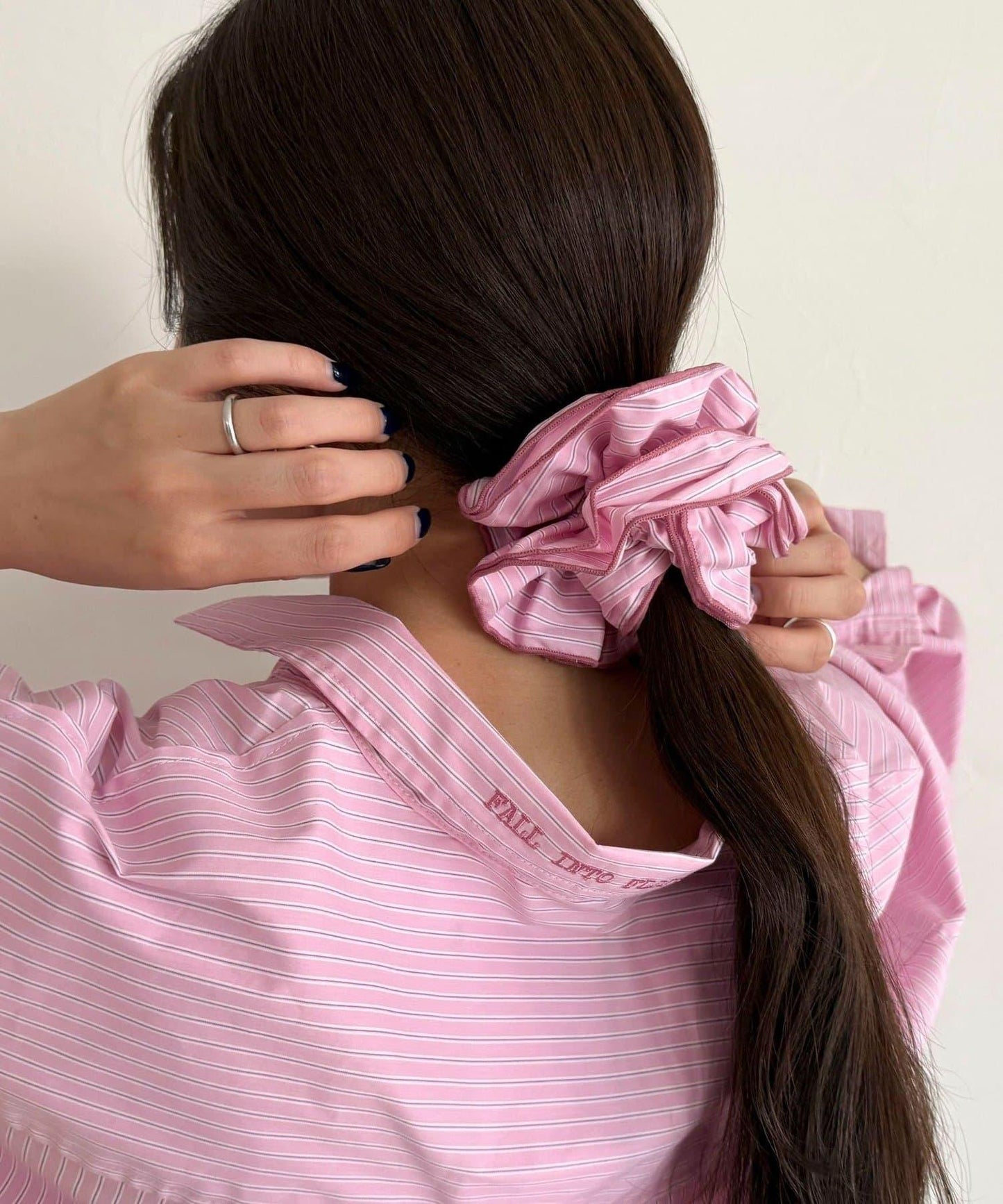 ストライプシュシュ