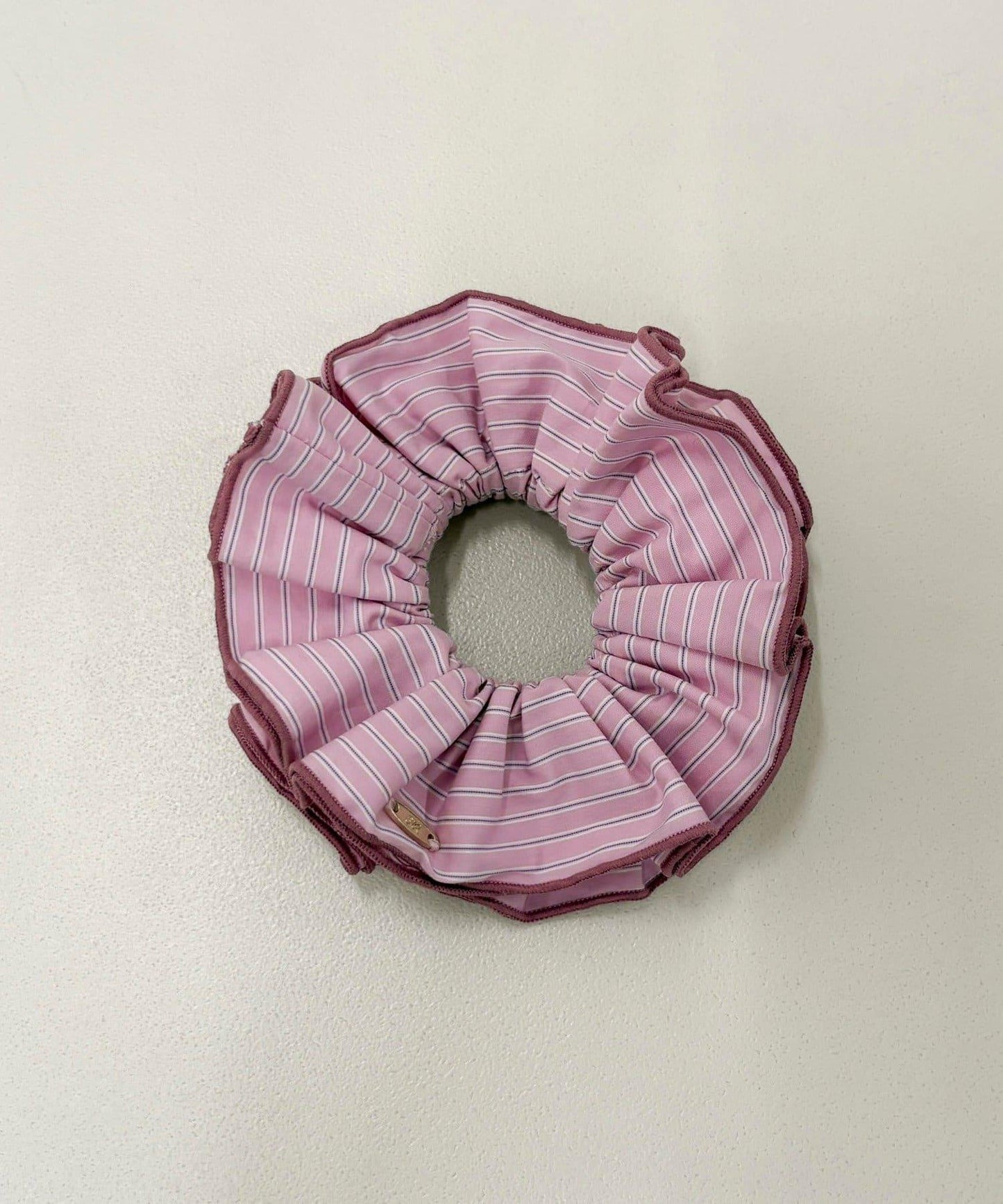 ストライプシュシュ