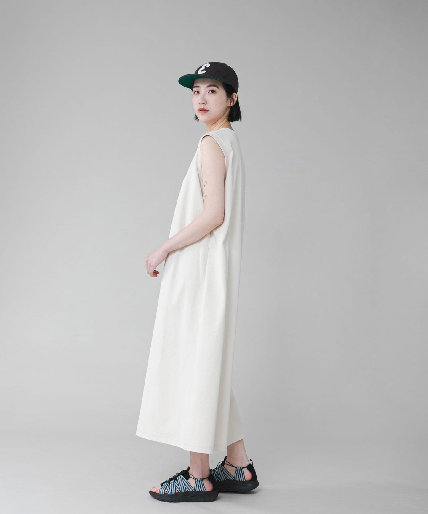 「吸水速幹/防紫外線」DRY OUT無袖連衣裙