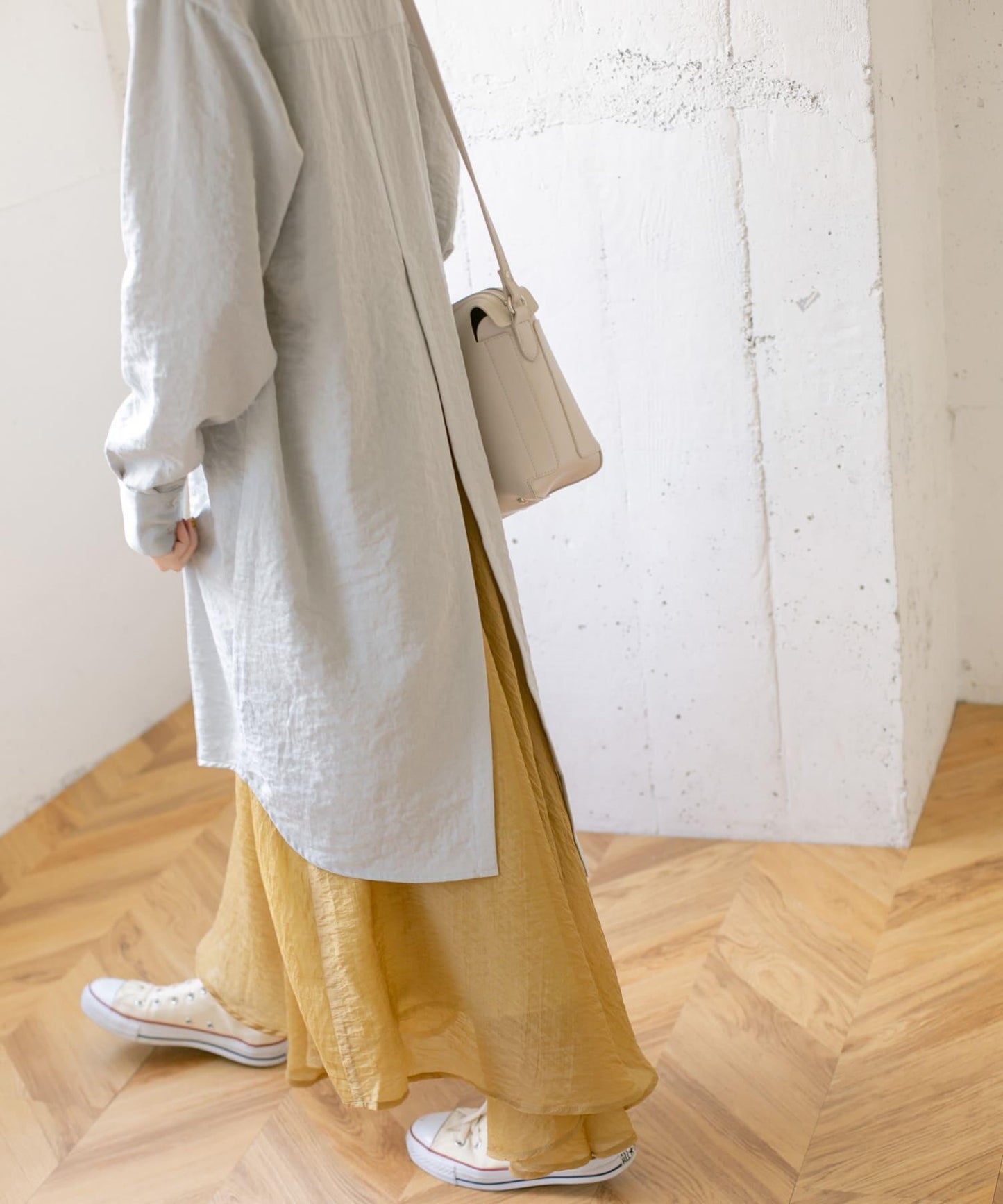 不對稱下襬雪紡長裙