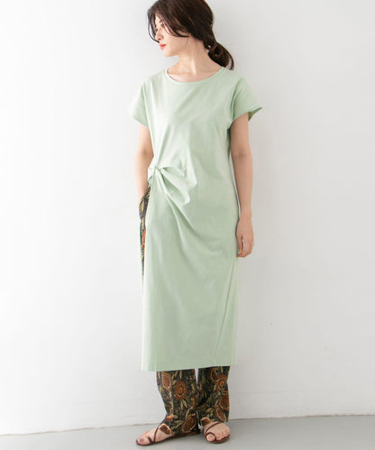 UR TECH 開衩T恤連衣裙∴