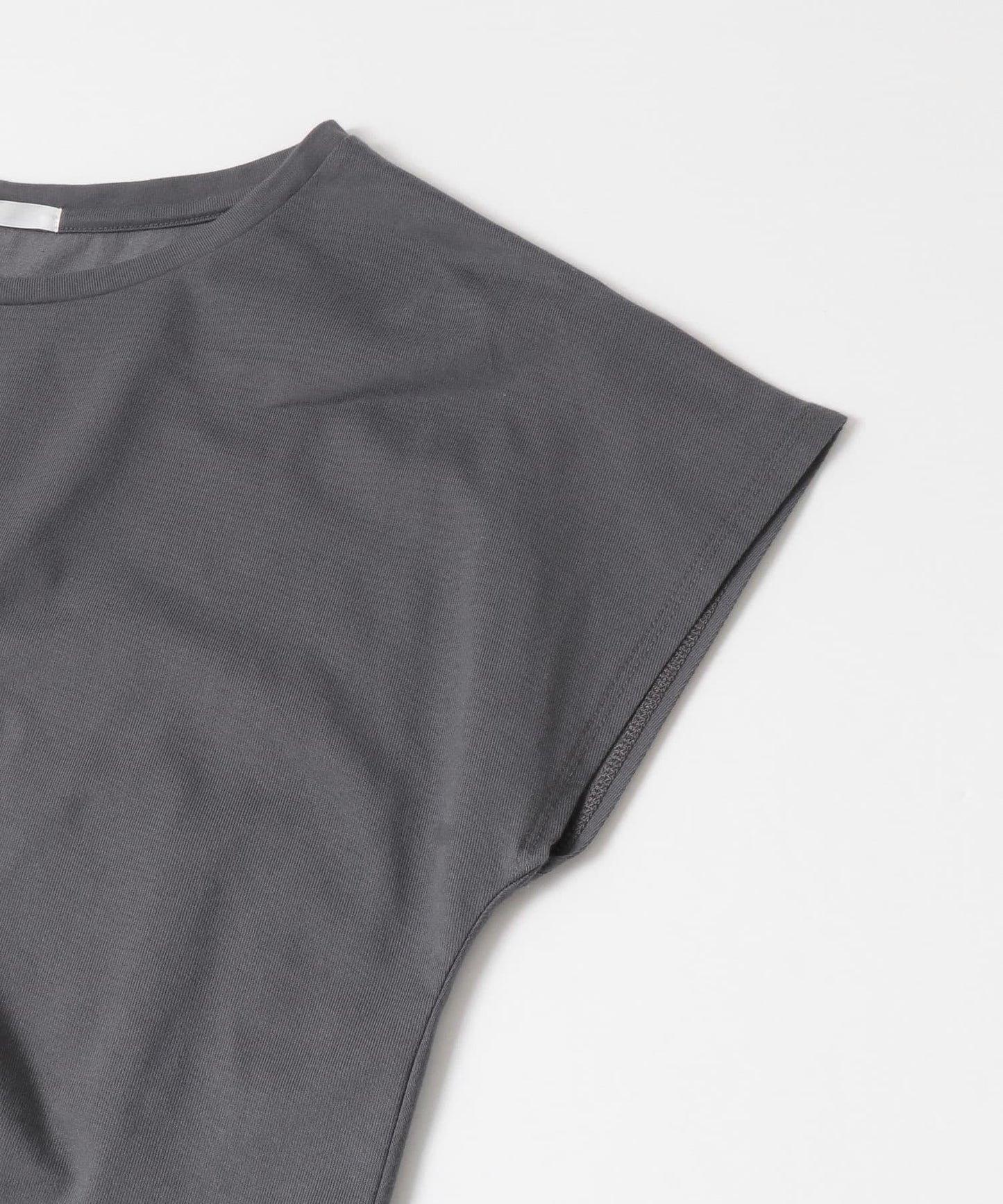 UR TECH 開衩T恤連衣裙∴