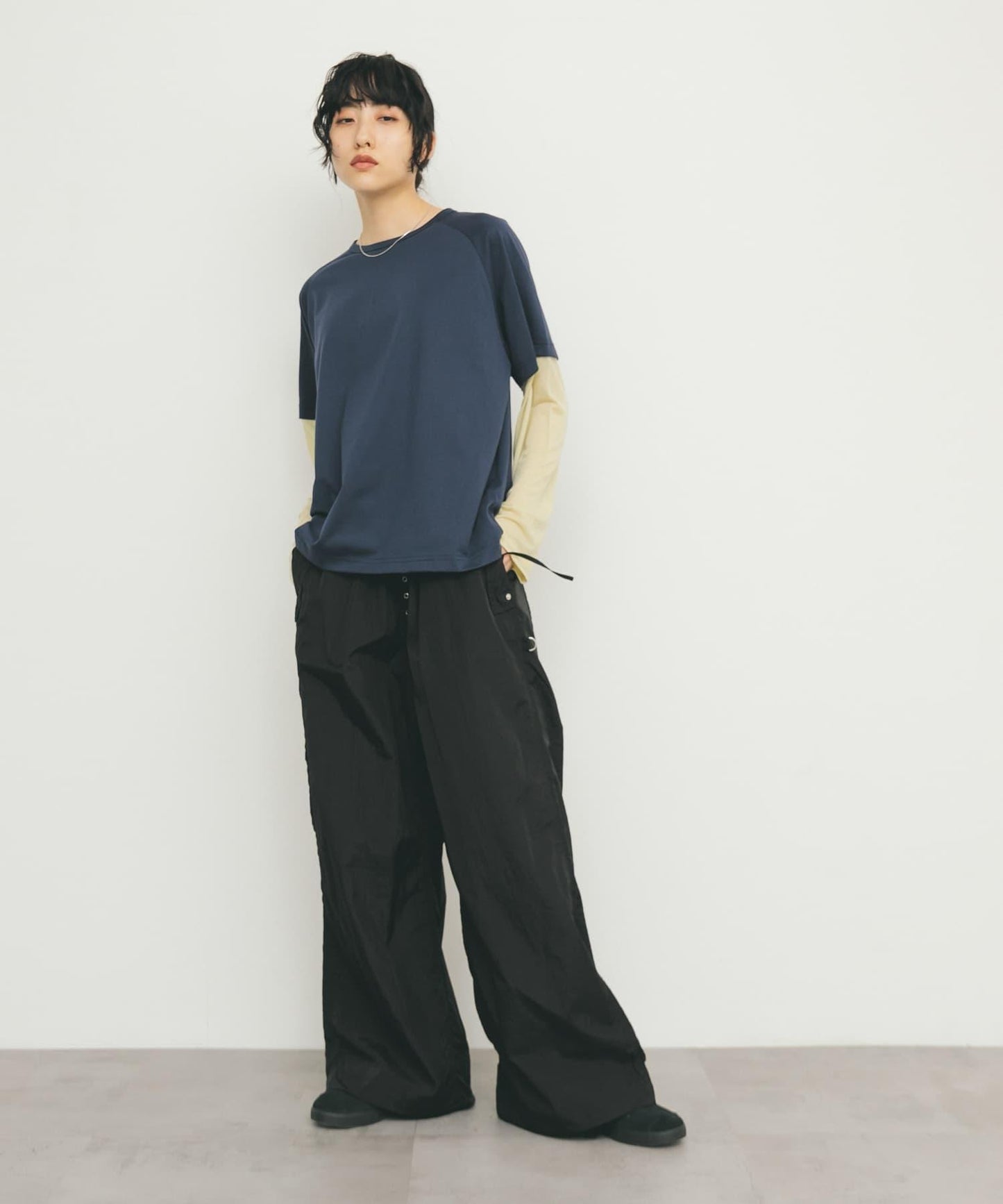 透視拼接插肩袖T恤